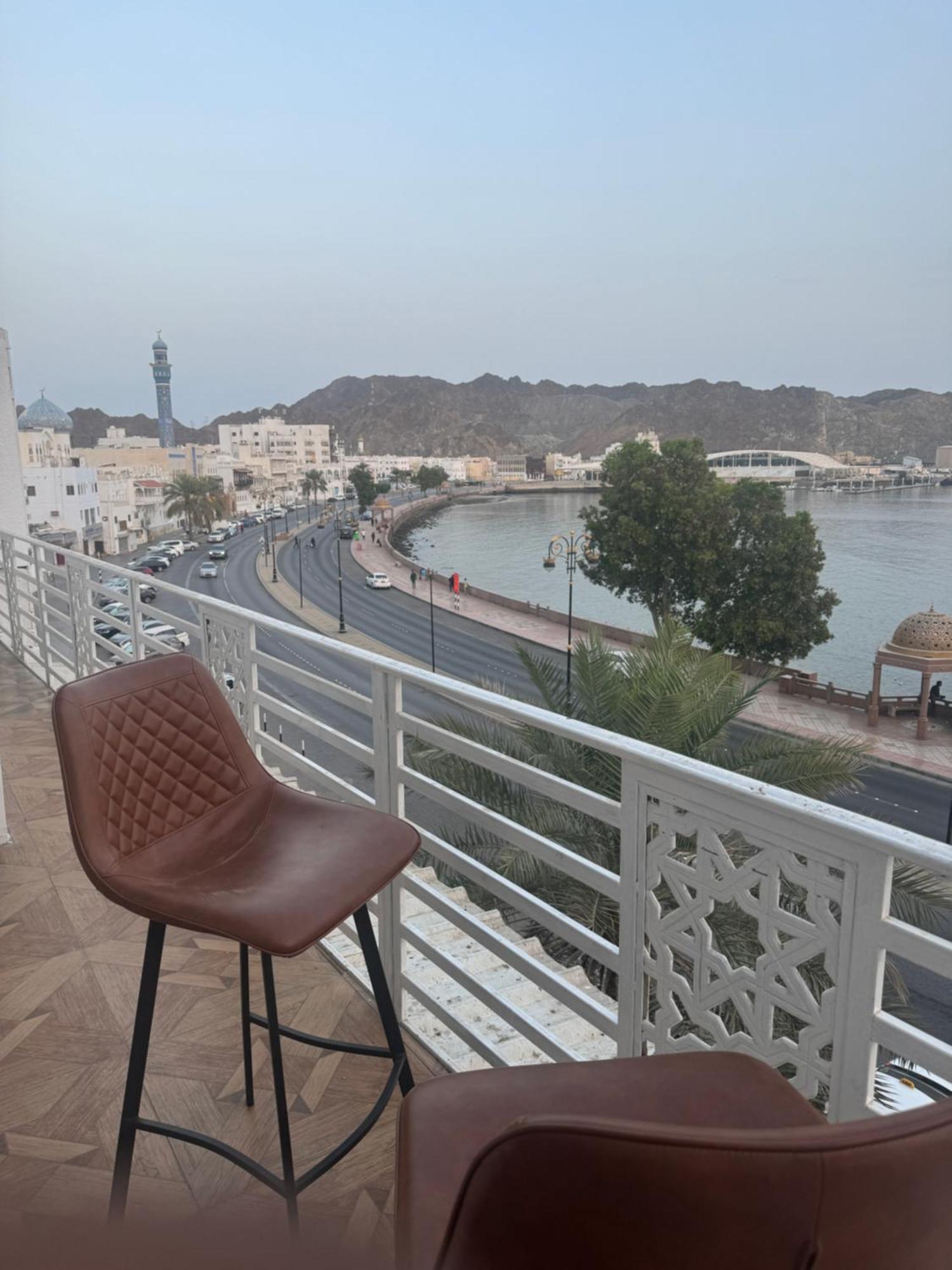 Appartamento Muttrah Souq And Sea View Mascate Esterno foto