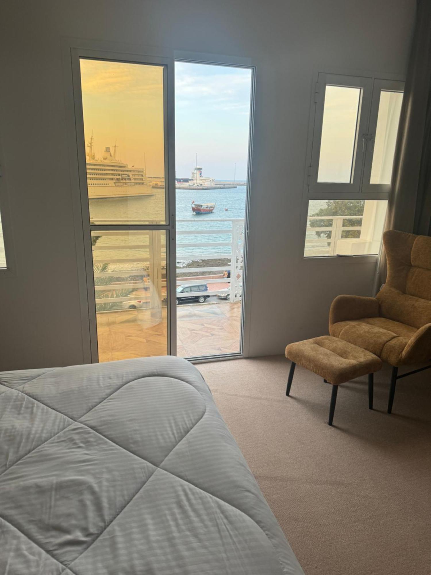 Appartamento Muttrah Souq And Sea View Mascate Esterno foto