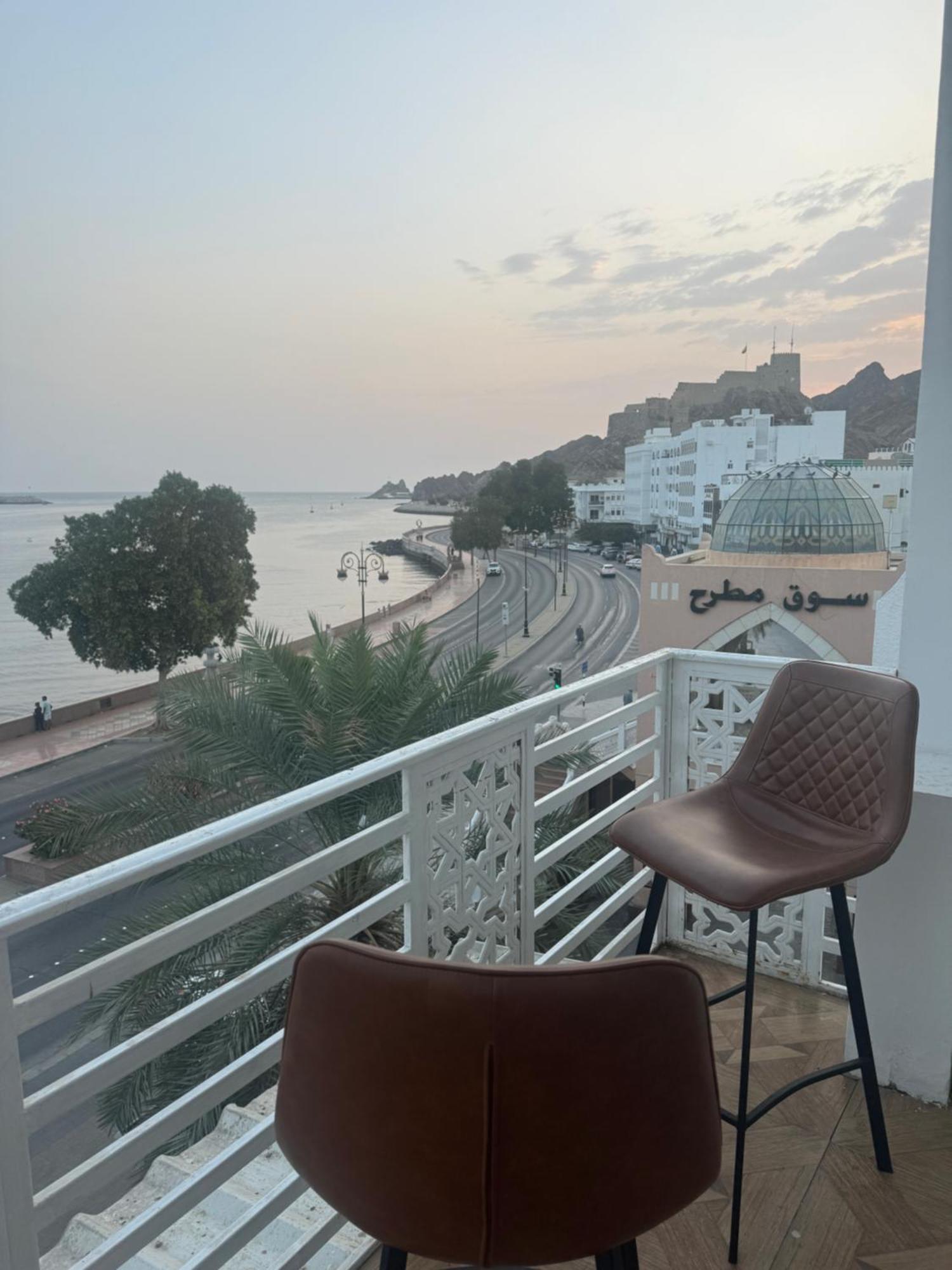 Appartamento Muttrah Souq And Sea View Mascate Esterno foto
